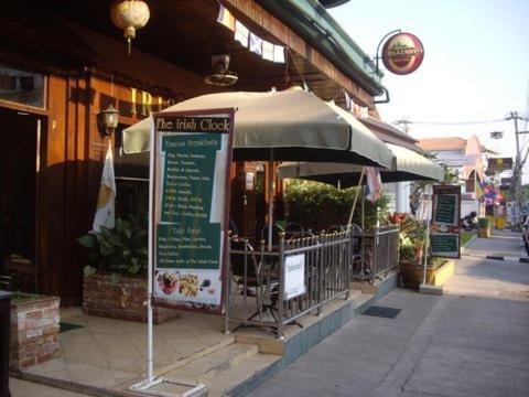 Hotel The Irish Clock à Udon Thani Extérieur photo